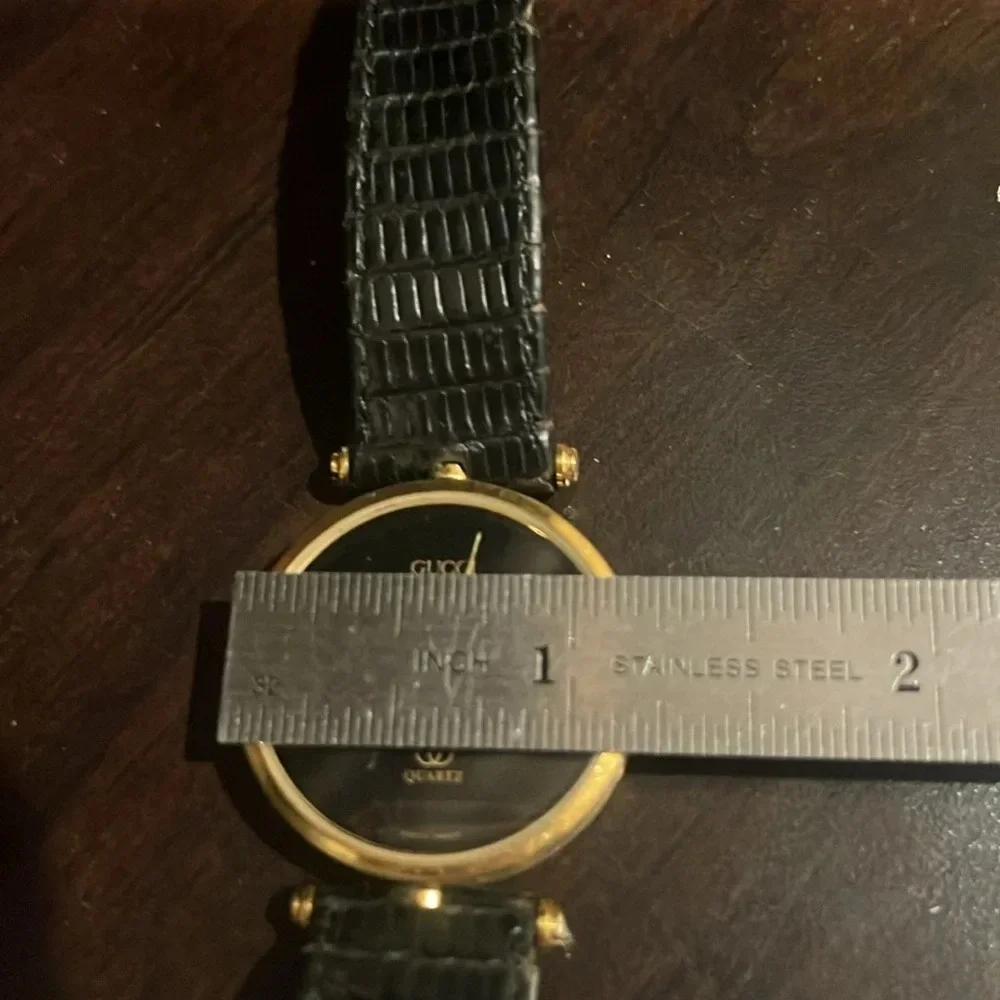 Gucci Watch Vintage Gucci Black leather Watch